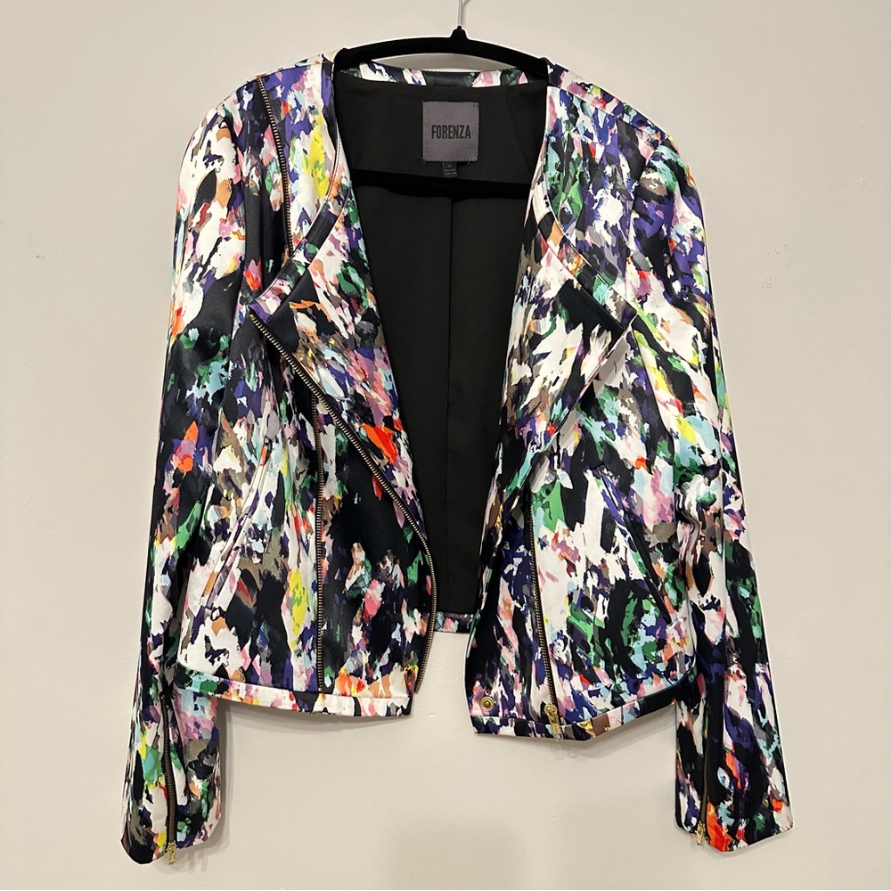 Forenza Multicolor Abstract Crop Jacket with Assymetrical Zipper Design Sz M